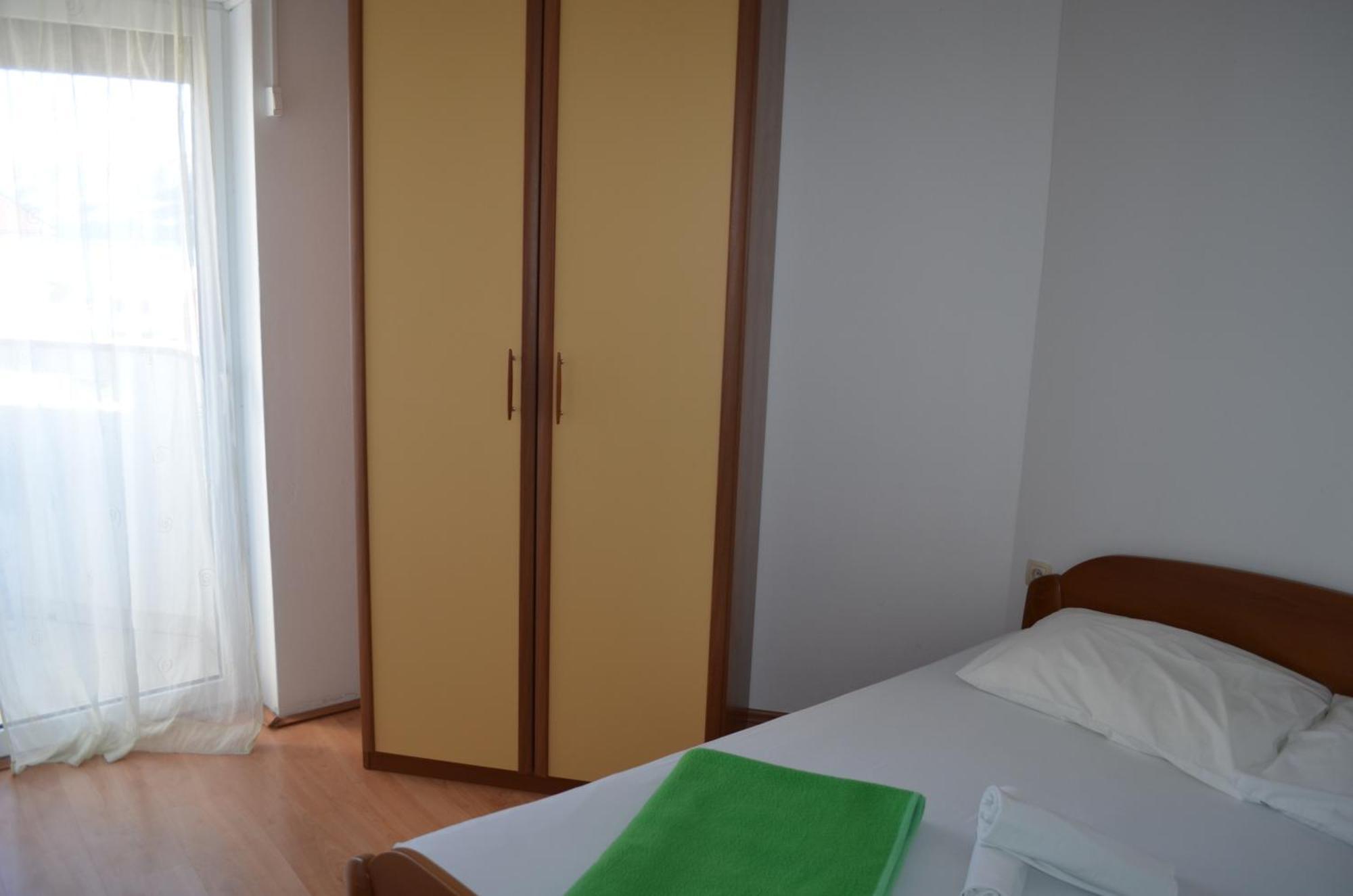Apartments Leticia I 巴斯卡 外观 照片