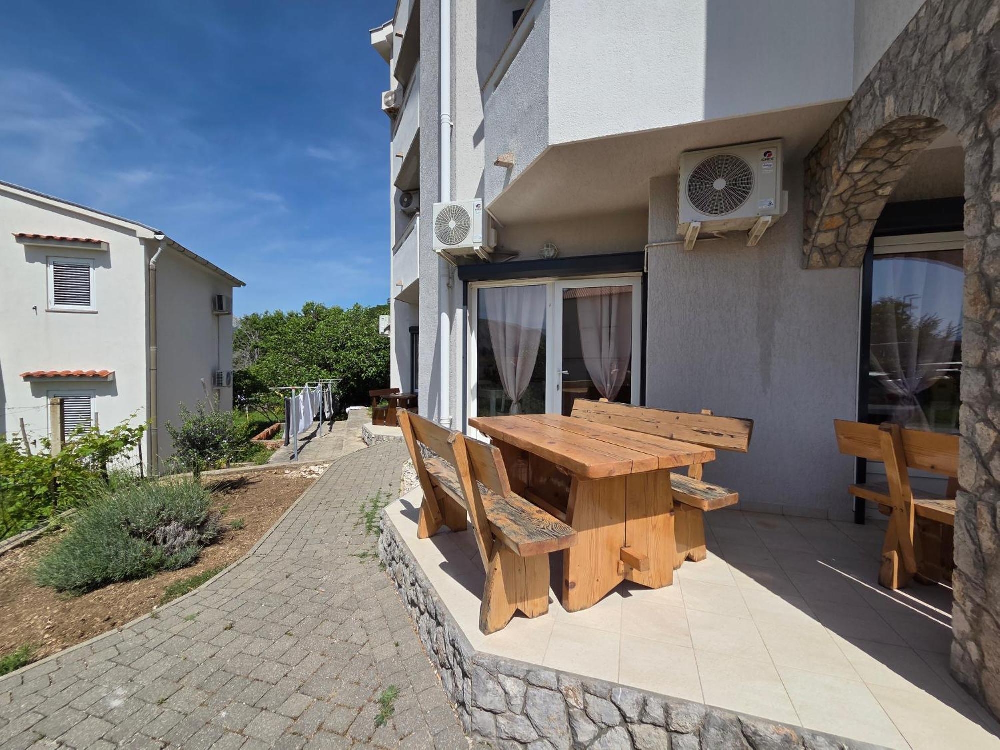 Apartments Leticia I 巴斯卡 外观 照片